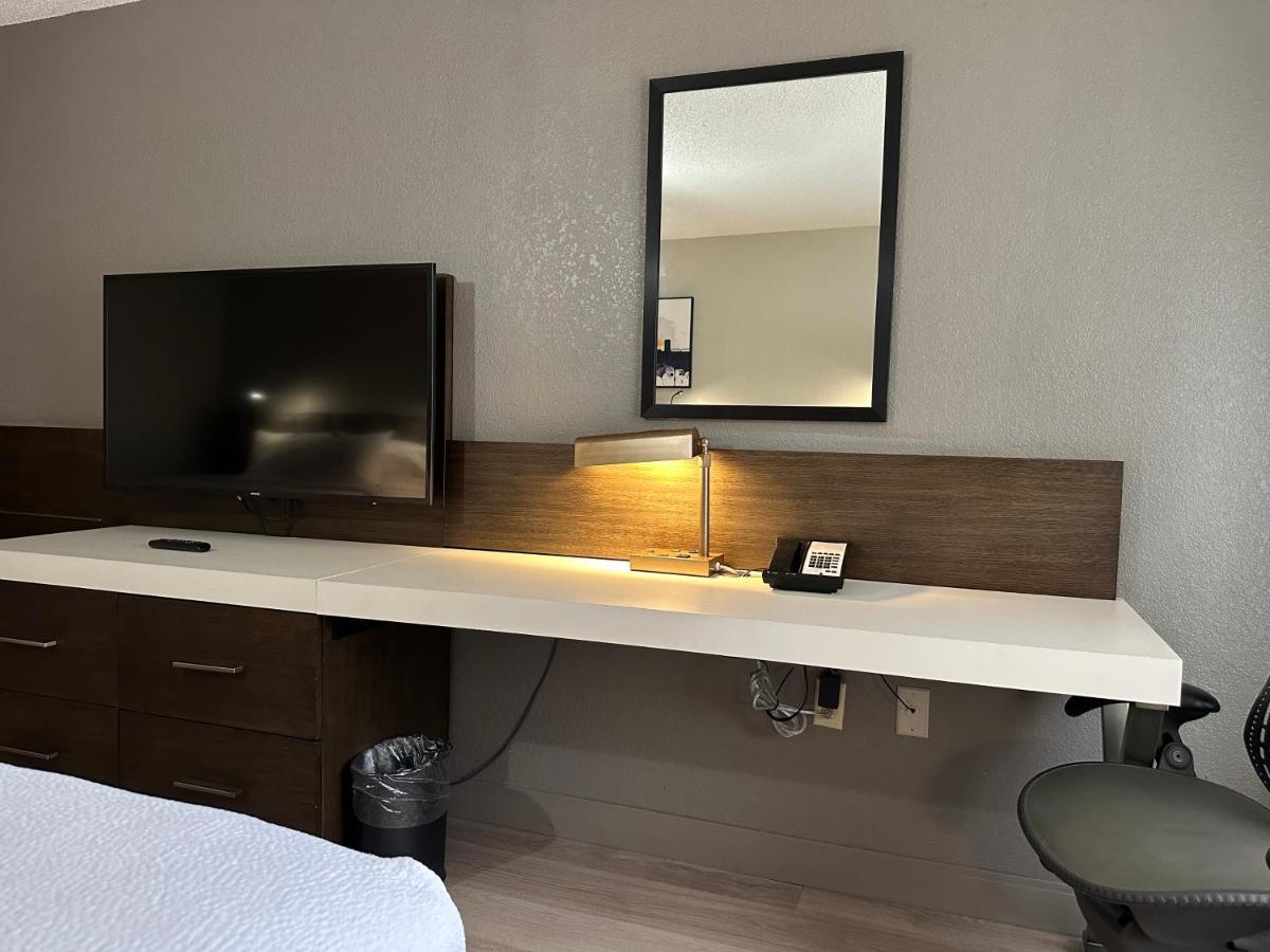 Nash Haus Hotel Нэшвилл Экстерьер фото